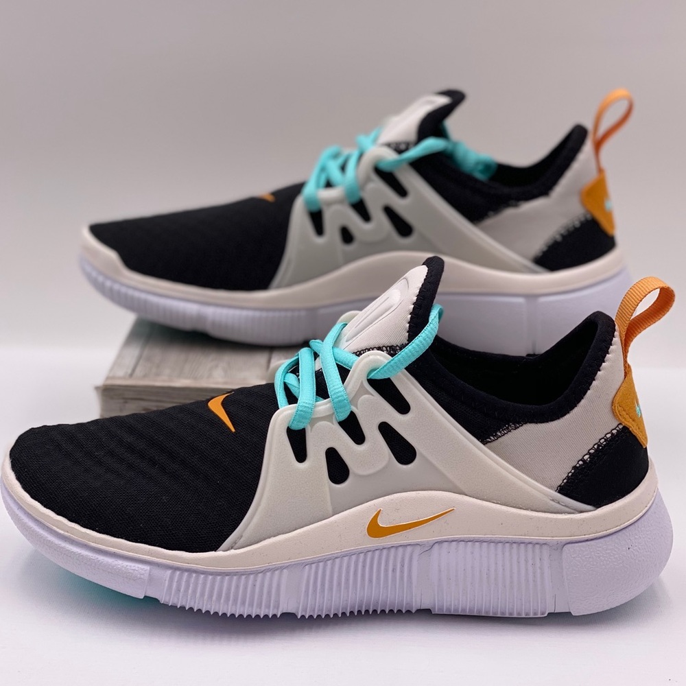 Nike Acalme